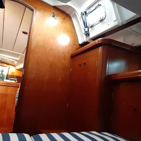 Båthotell Erima Puerto Calero