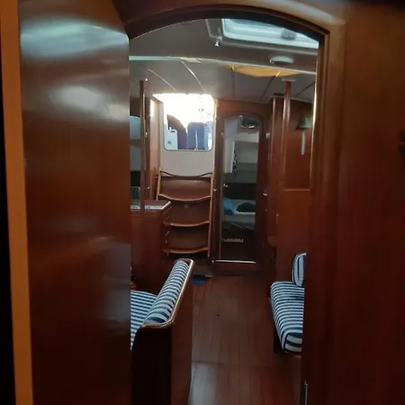 Erima Botel