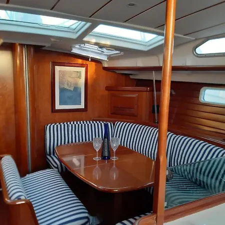 Erima Botel *
